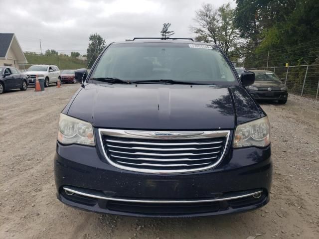 2013 Chrysler Town & Country Touring