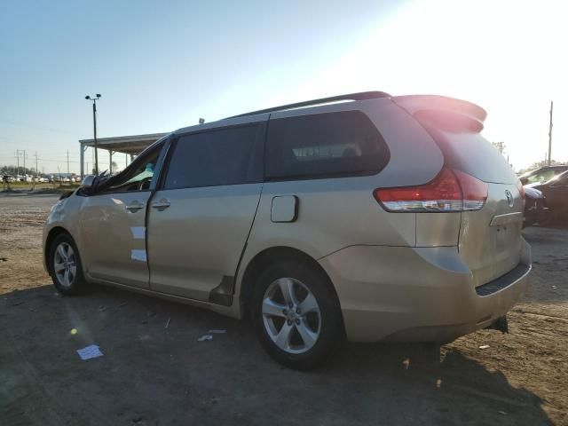 2012 Toyota Sienna LE