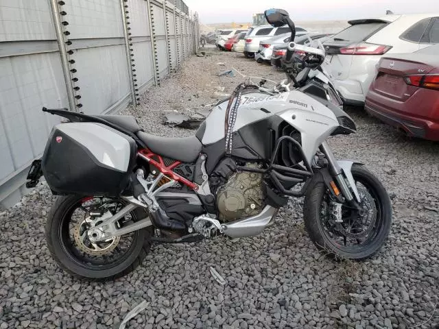 2023 Ducati Multistrada V4