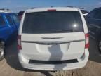 2014 Chrysler Town & Country Touring L