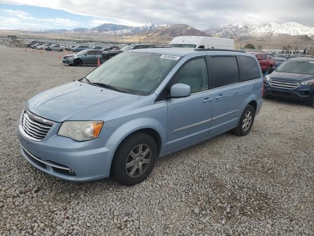 2013 Chrysler Town & Country Touring