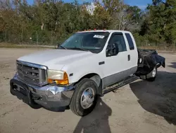 Salvage cars for sale from Copart Chicago: 2001 Ford F350 Super Duty