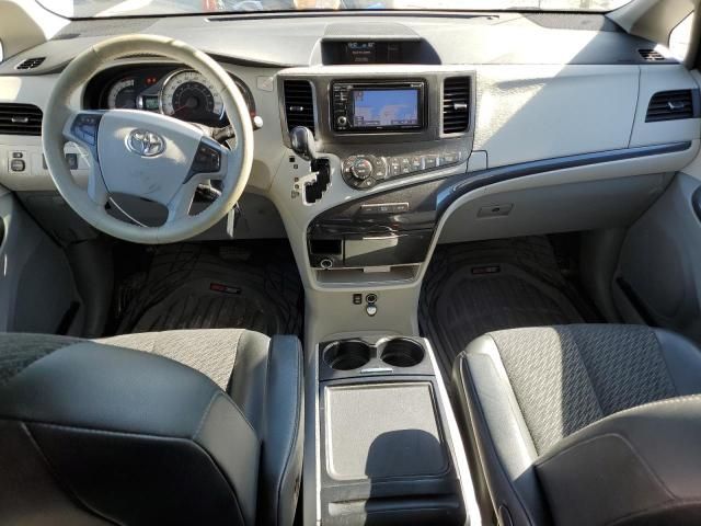 2013 Toyota Sienna Sport