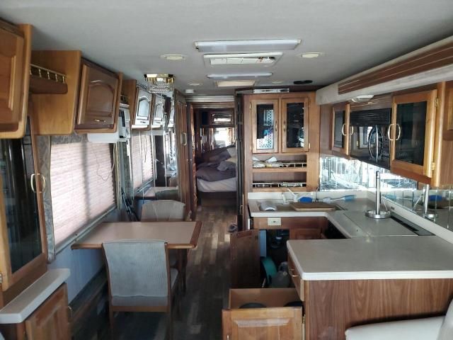 2000 Freightliner Chassis X Line Motor Home