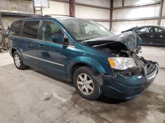 2009 Chrysler Town & Country Touring