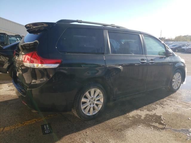 2013 Toyota Sienna XLE