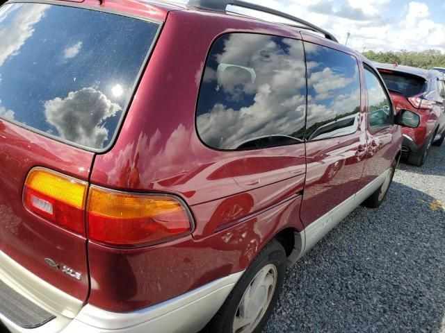 1999 Toyota Sienna LE