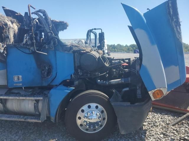 2001 Freightliner Conventional ST120