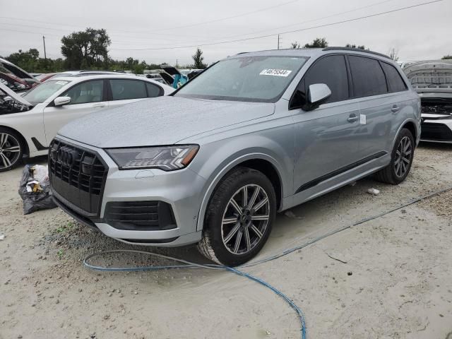 2024 Audi Q7 Premium Plus