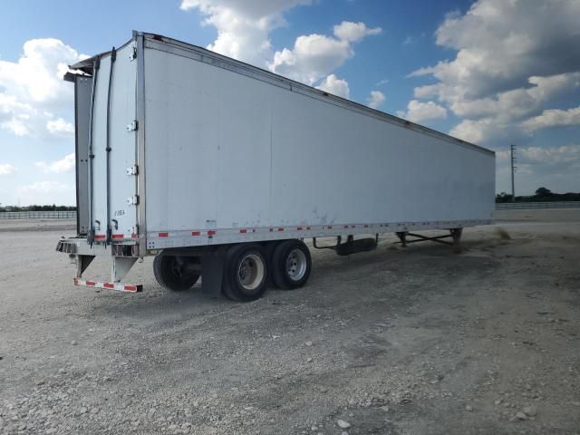 2000 Utilimaster Trailer