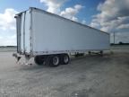 2000 Utilimaster Trailer