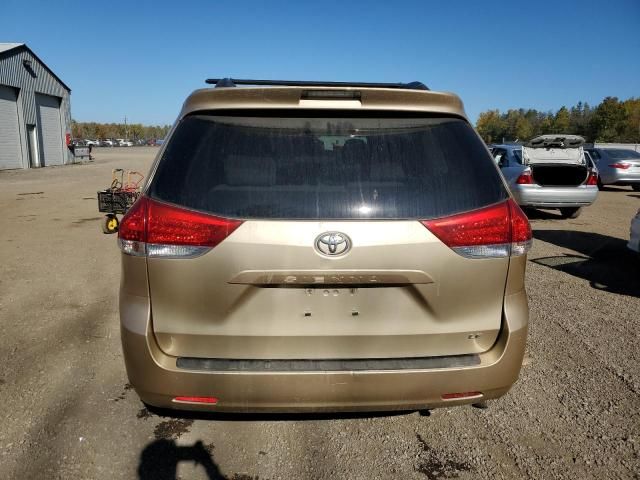 2011 Toyota Sienna Base