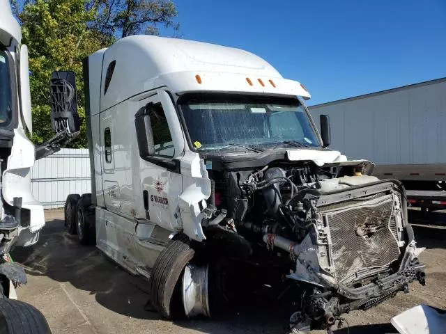 2024 Freightliner Cascadia 126