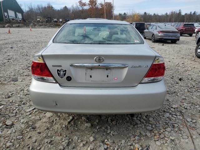 2005 Toyota Camry LE