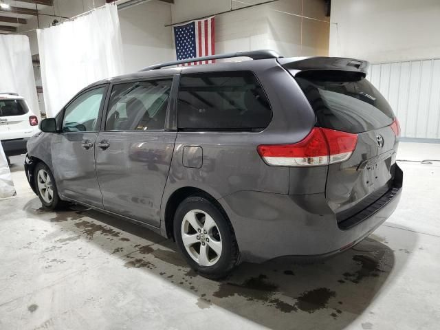 2012 Toyota Sienna LE