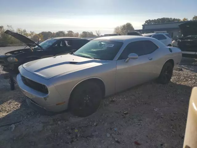 2012 Dodge Challenger SXT