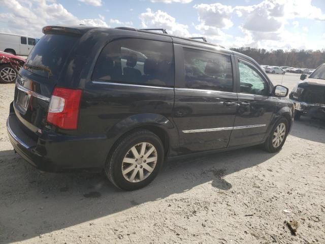 2016 Chrysler Town & Country Touring