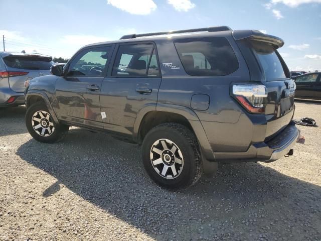 2023 Toyota 4runner SE