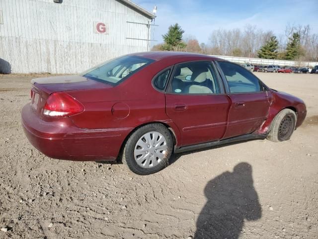 2004 Ford Taurus SE