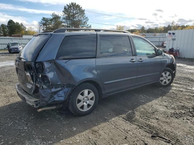 2010 Toyota Sienna CE