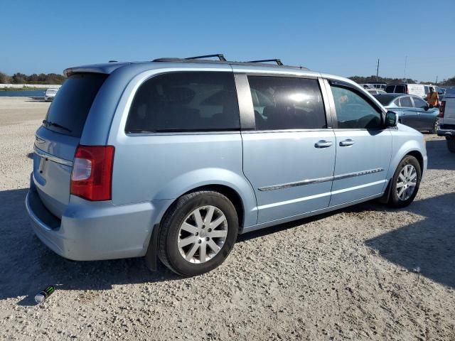 2013 Chrysler Town & Country Touring