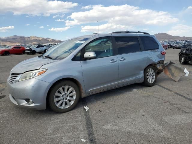 2015 Toyota Sienna XLE