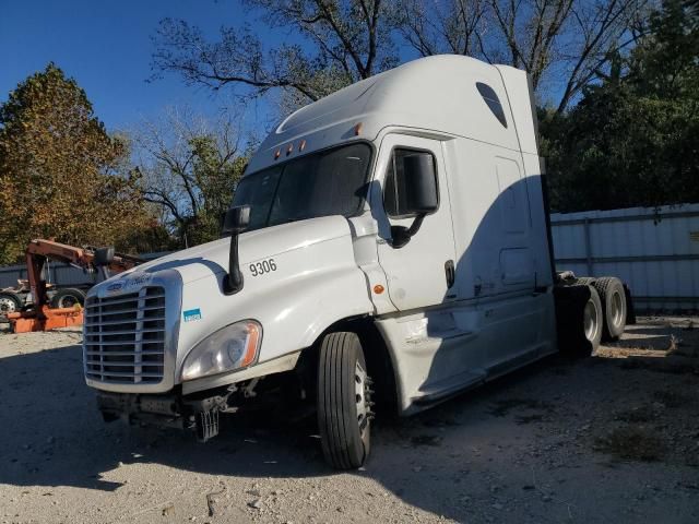 2016 Freightliner Cascadia 125