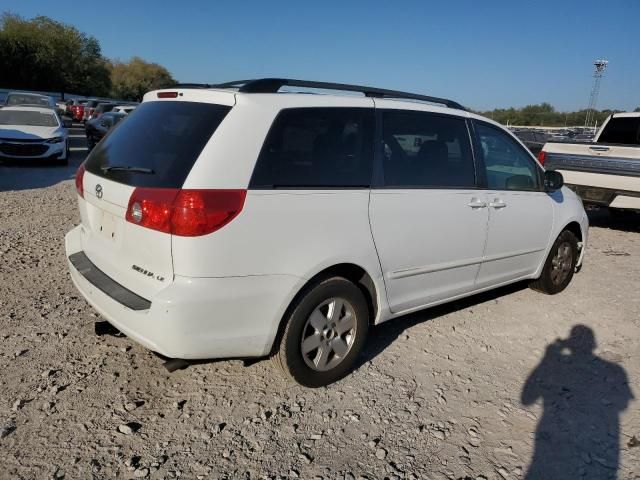 2010 Toyota Sienna CE