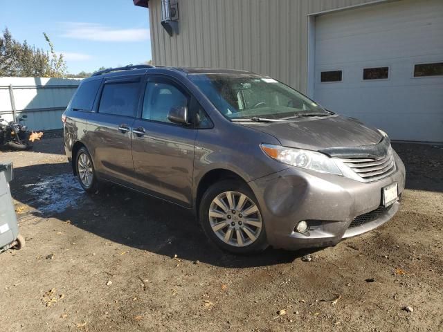 2016 Toyota Sienna XLE