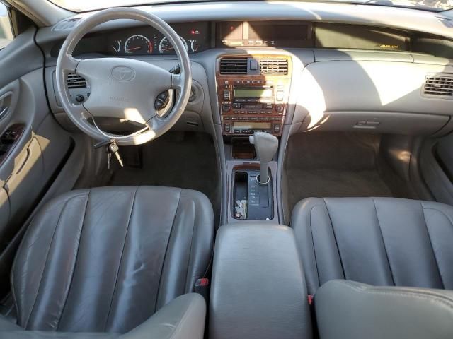 2000 Toyota Avalon XL