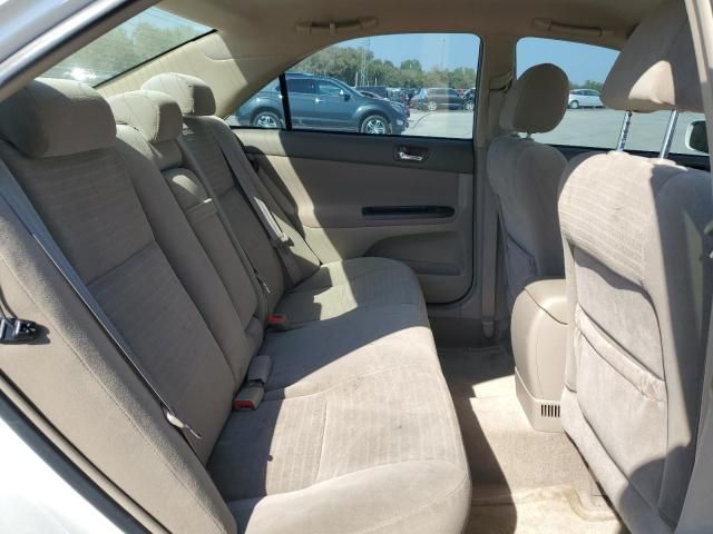 2005 Toyota Camry LE