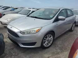 Carros dañados por inundaciones a la venta en subasta: 2015 Ford Focus SE