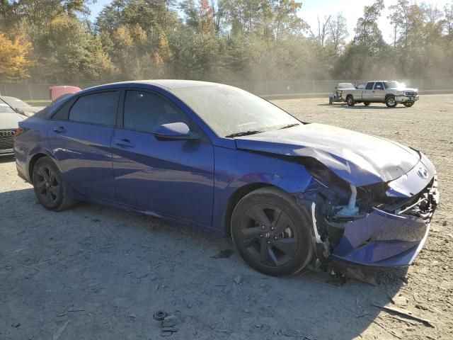 2021 Hyundai Elantra SE