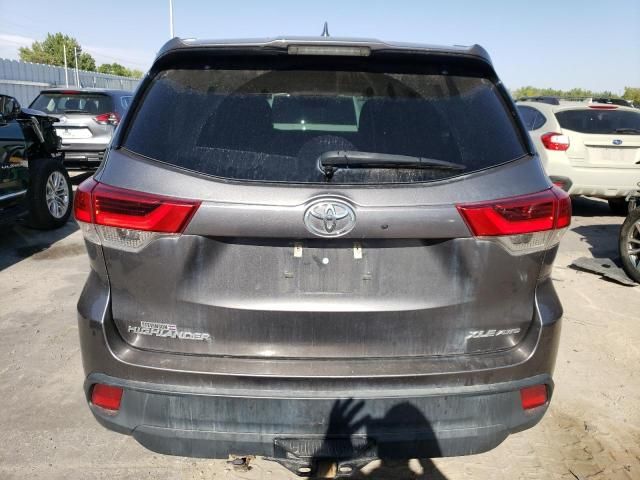 2018 Toyota Highlander SE