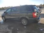 2014 Chrysler Town & Country Touring L