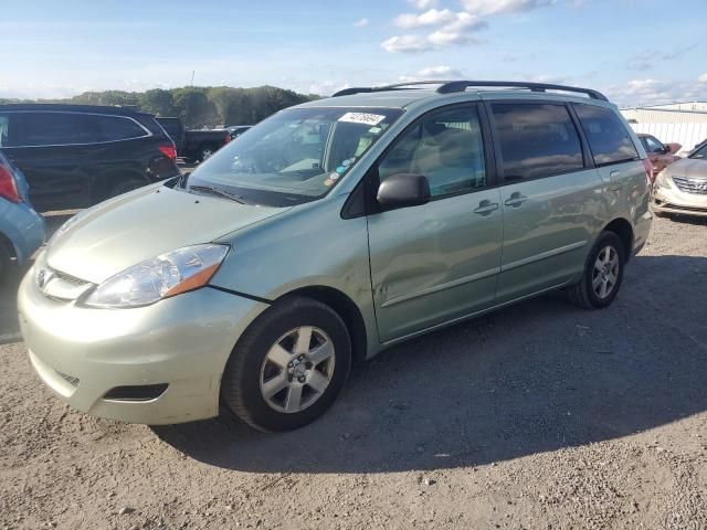 2008 Toyota Sienna CE