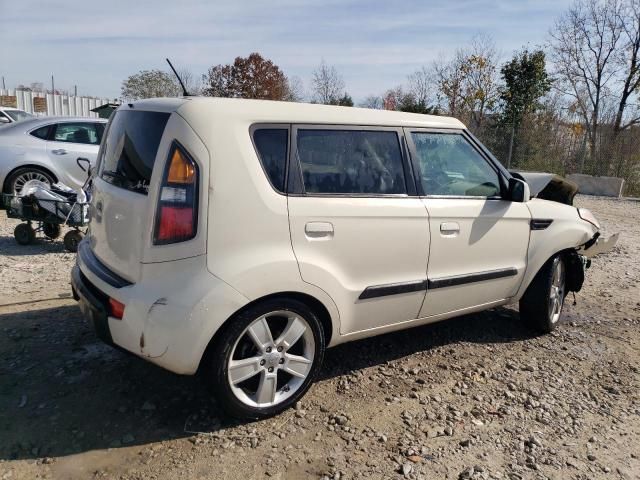 2010 KIA Soul +