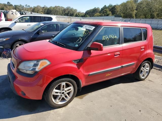 2010 KIA Soul +