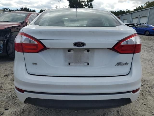 2016 Ford Fiesta SE