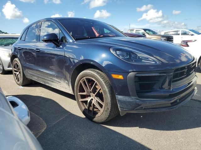 2022 Porsche Macan S