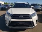 2017 Toyota Highlander SE