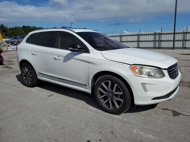 2017 Volvo XC60 T5 Dynamic