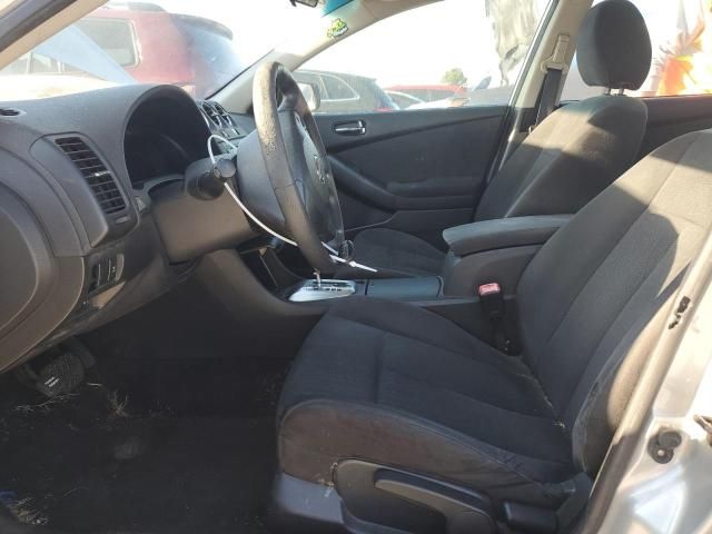 2010 Nissan Altima Base