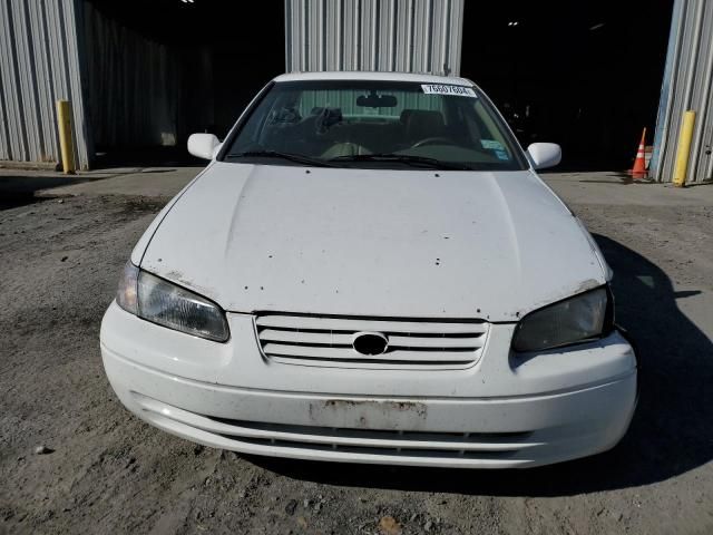 1999 Toyota Camry LE