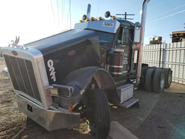 2000 Peterbilt 379