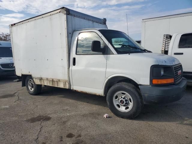 2005 GMC Savana Cutaway G3500