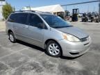 2004 Toyota Sienna CE