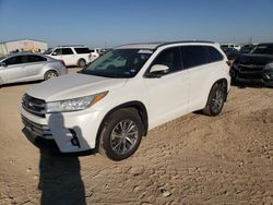 Salvage cars for sale at Amarillo, TX auction: 2017 Toyota Highlander SE