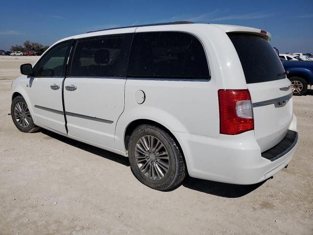 2014 Chrysler Town & Country Touring L