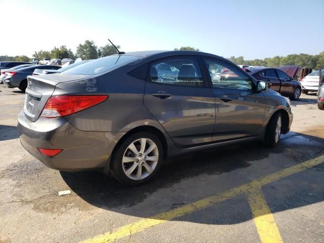 2013 Hyundai Accent GLS